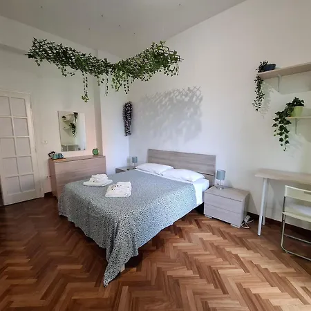 Feel Oda ve Kahvaltı Salerno