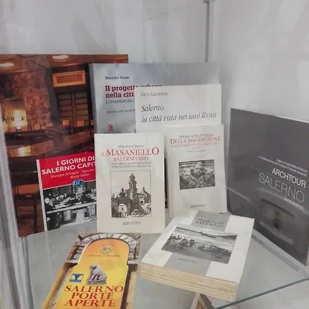 Feel فندق مبيت وإفطار ساليرنو