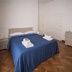 فندق مبيت وإفطار Feel ساليرنو