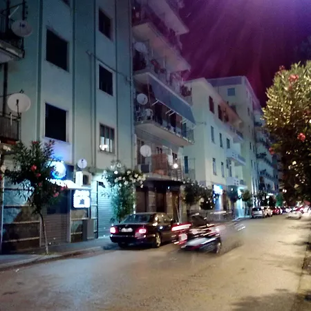 Feel 3* Salerno