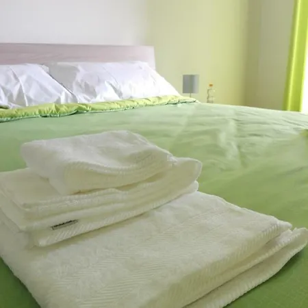 Bed & Breakfast Feel Salerno