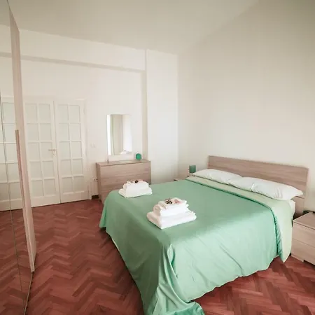 Bed & Breakfast Feel