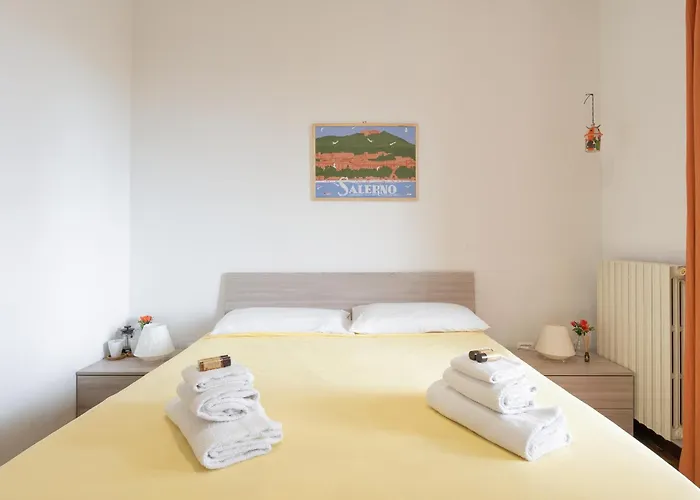 Feel 住宿加早餐酒店 萨莱诺